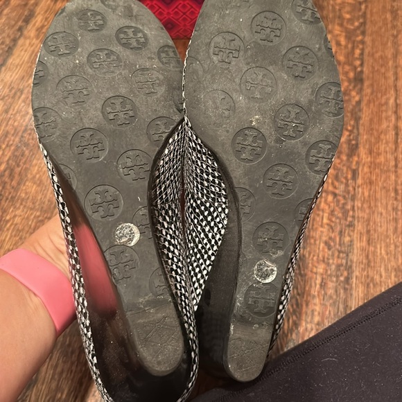 Tory Burch Sally wedge polka dot snakeskin RARE low heel - Picture 5 of 6